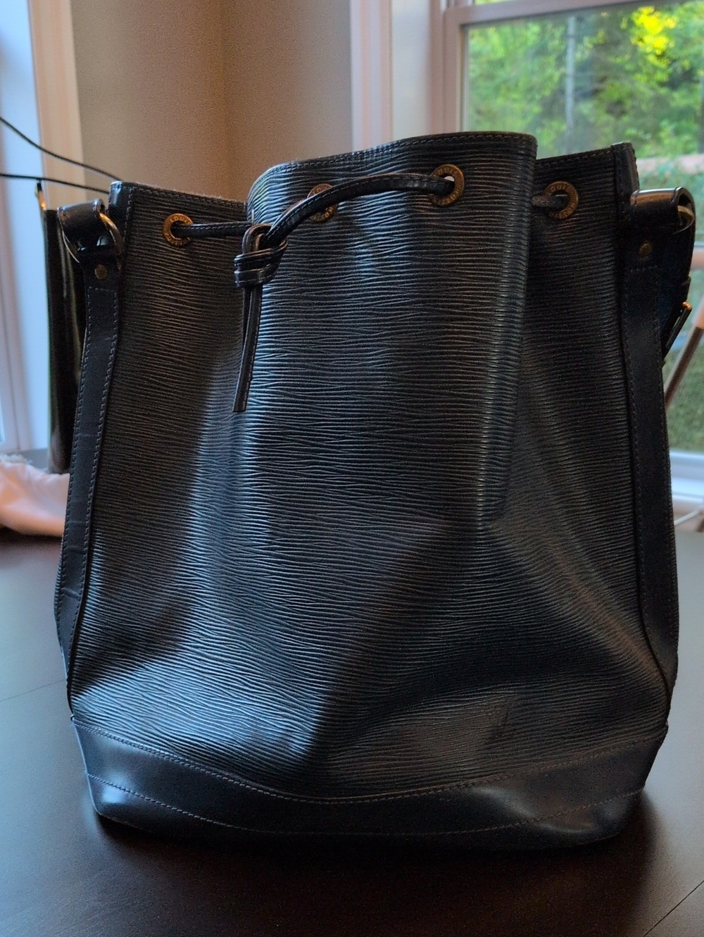 Blue Épi Louis Vuitton Noe Bag In Large